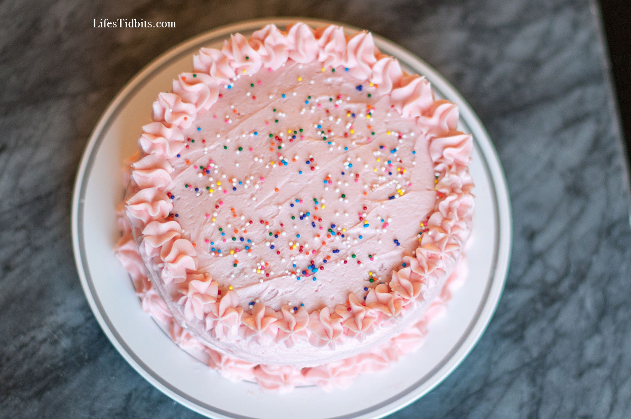 1st Birthday DIY Cake Smash Cake  |  Life’s Tidbits