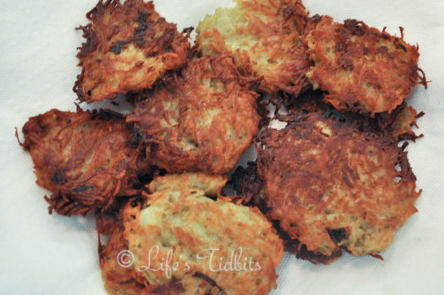 Potato Latkes Recipe, holiday recipe, hanukkah | Life's Tidbits