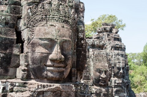 Bayon temple - 2 Day travel guide of Siem Reap, Cambodia | Life's Tidbits