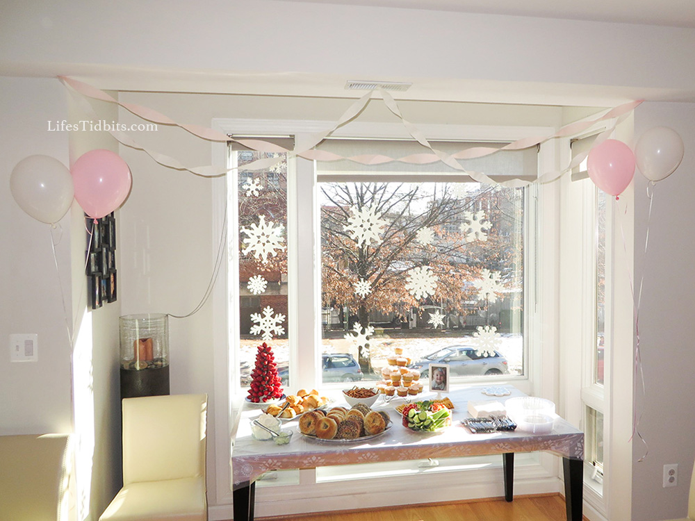 Winter Onederland Food Table and Snowflakes | Life's Tidbits